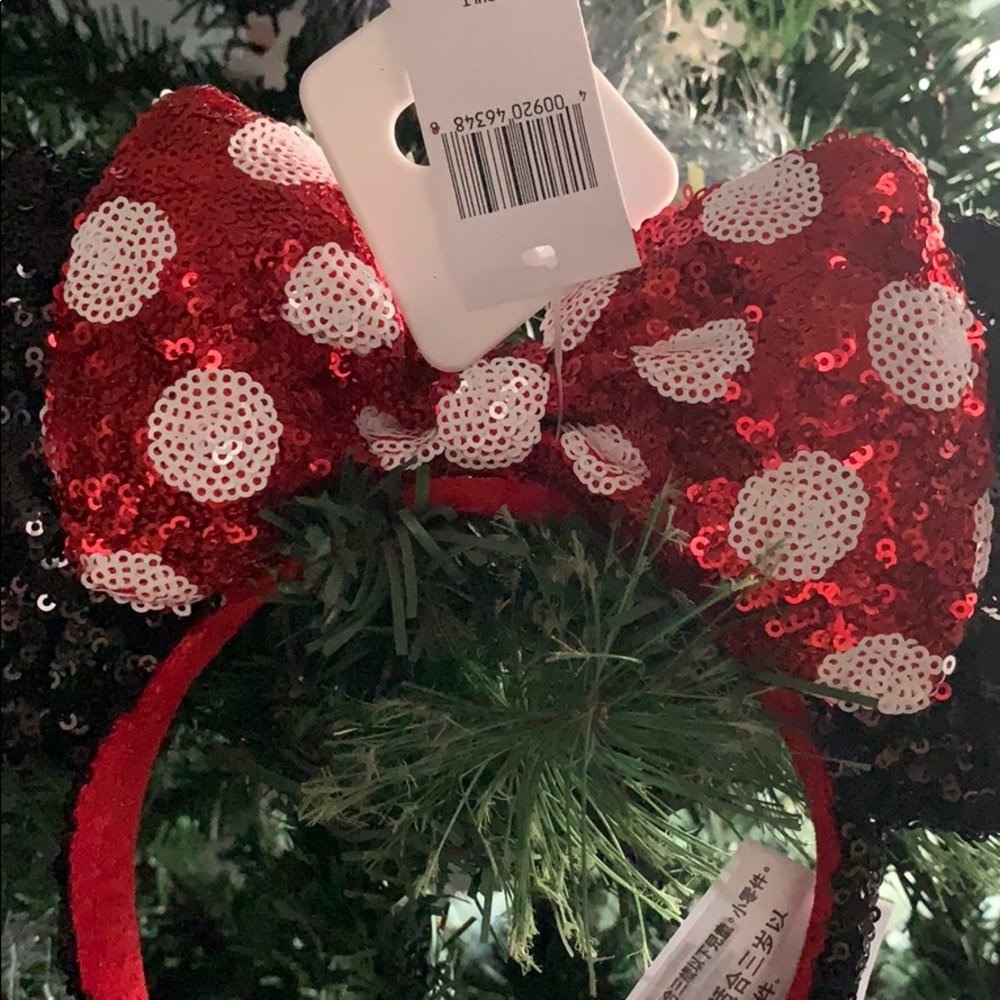 Disney Minnie Red and White Sequined Ears - Picture 2 of 4